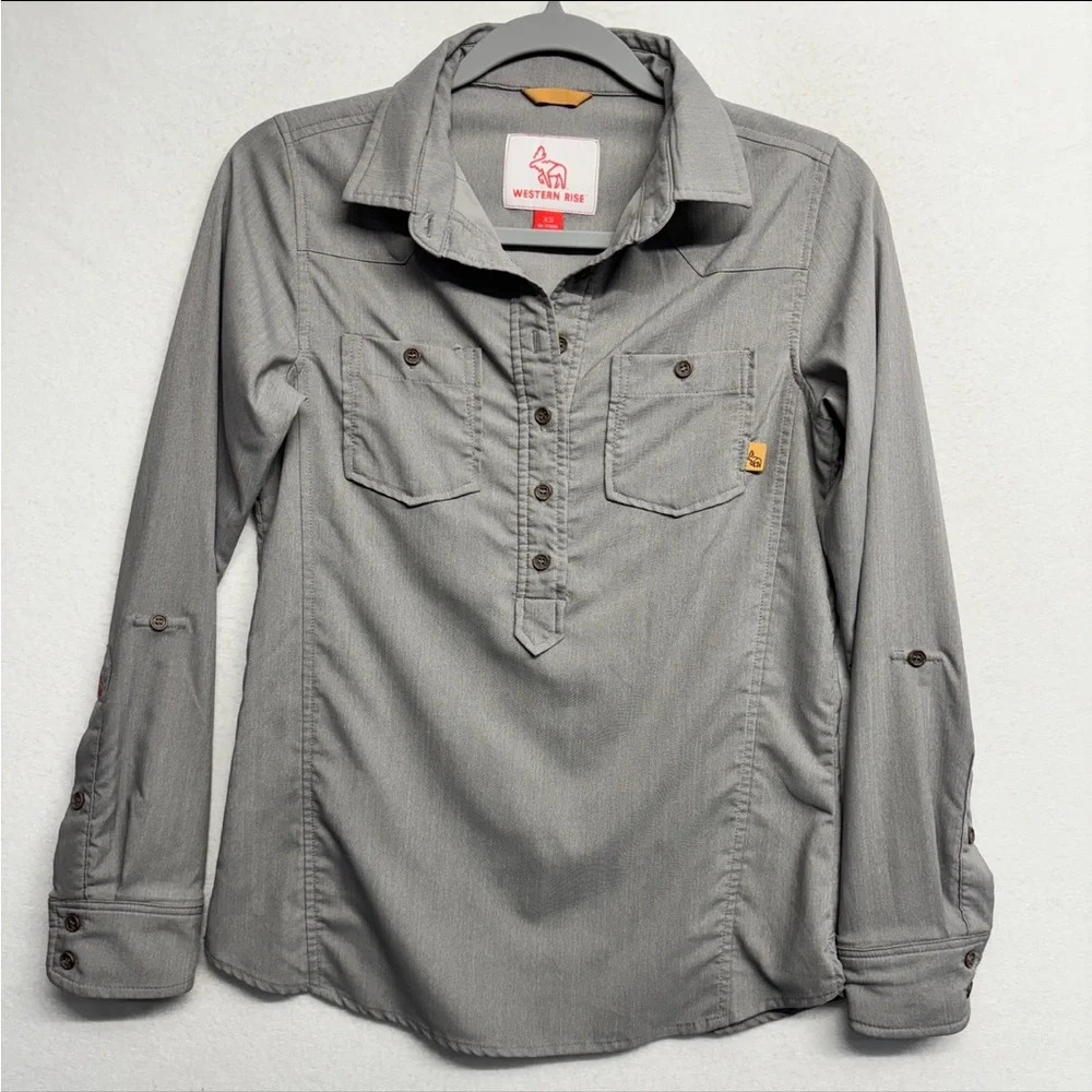Western Rise - Tomboy Shirt Women's XS Gray Long Sleeve Popover Collared‎